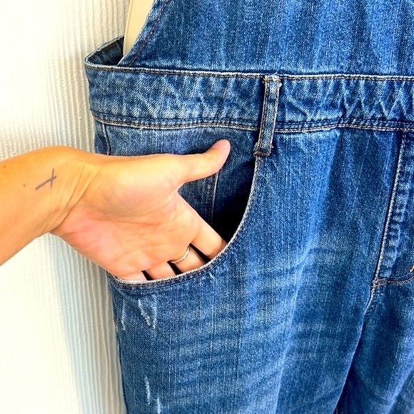 Forever 21 - Livin The Dream Patchwork Distressed Overalls Size 28 - Picture 6 of 15